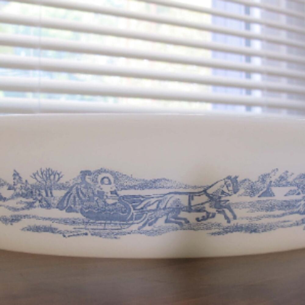 Glasbake Oval Divided Winter Casserole Dish